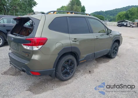2022 Subaru Forester Wilderness z USA, uszkodzony, nr VIN JF2SKAMC6NH445740